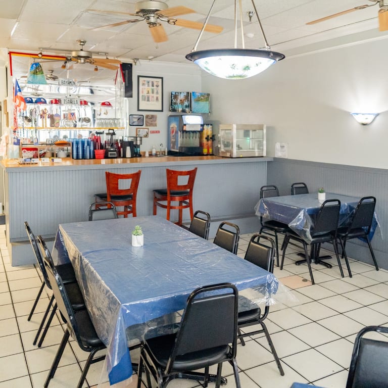 A Relaxed Dining Experience with Island Vibes