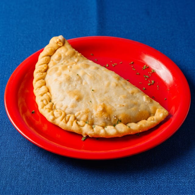 Pizza Empanada.